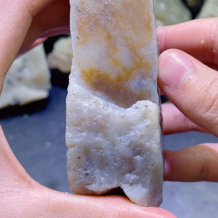 和田玉未镶嵌珠宝半成品