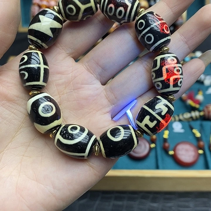 玛瑙/玉髓（覆膜）颈饰合金