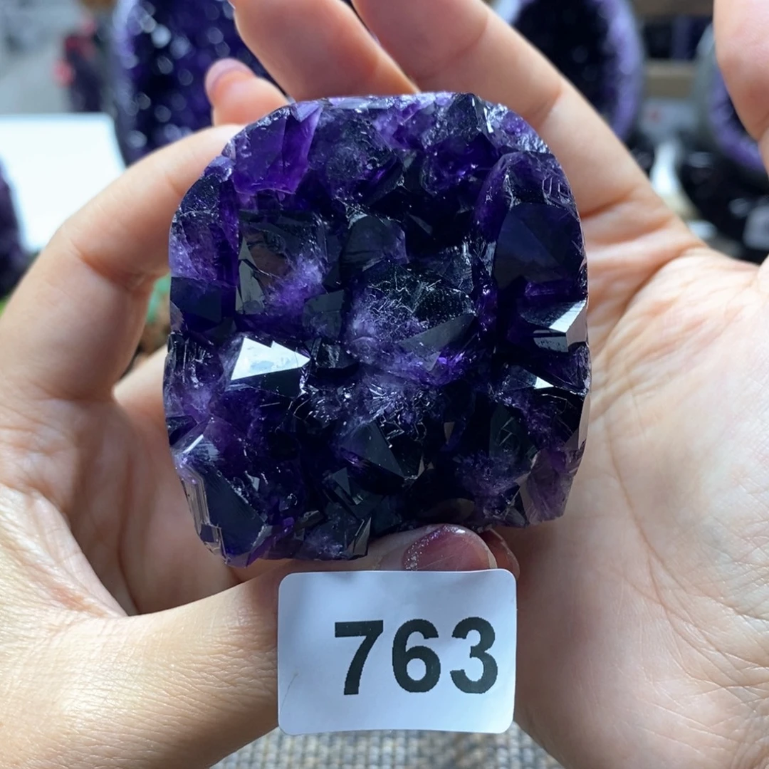 未镶嵌大型摆件（非配饰）水晶