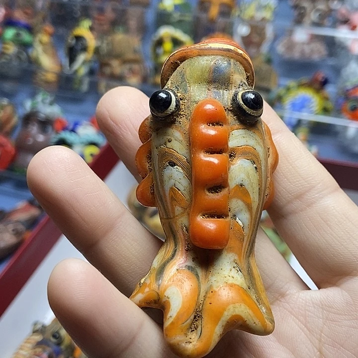 琉璃颈饰微瑕金鱼不退换