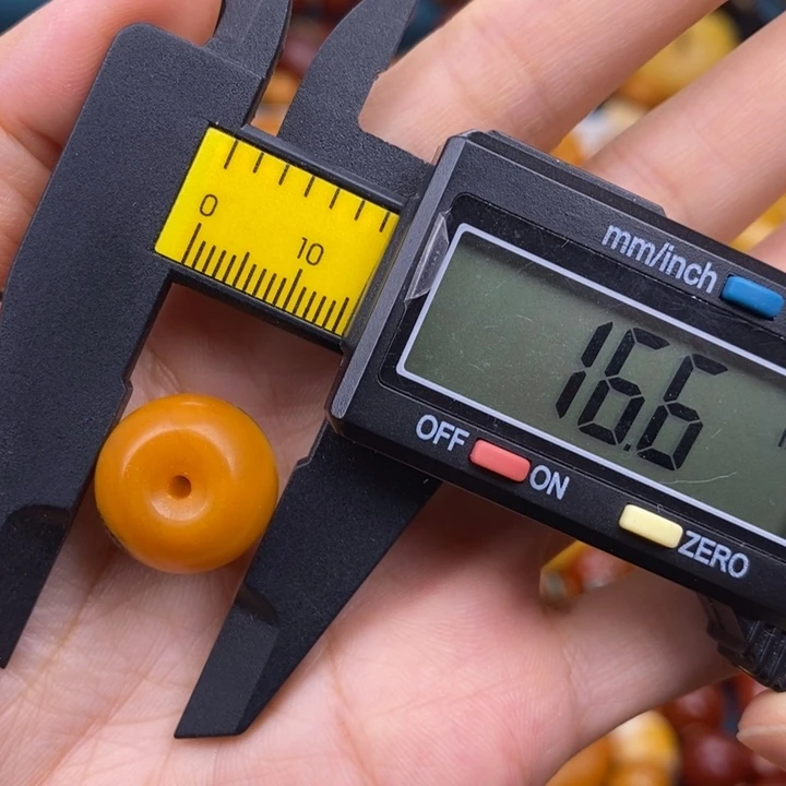 未镶嵌琥珀裸石蜜蜡M