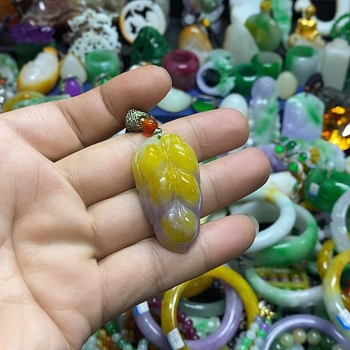 颈饰未镶嵌翡翠官方正规军回血放漏