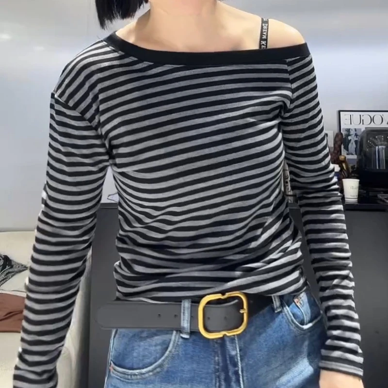 2025新款韩系条纹斜肩长袖T恤上衣LK2505186