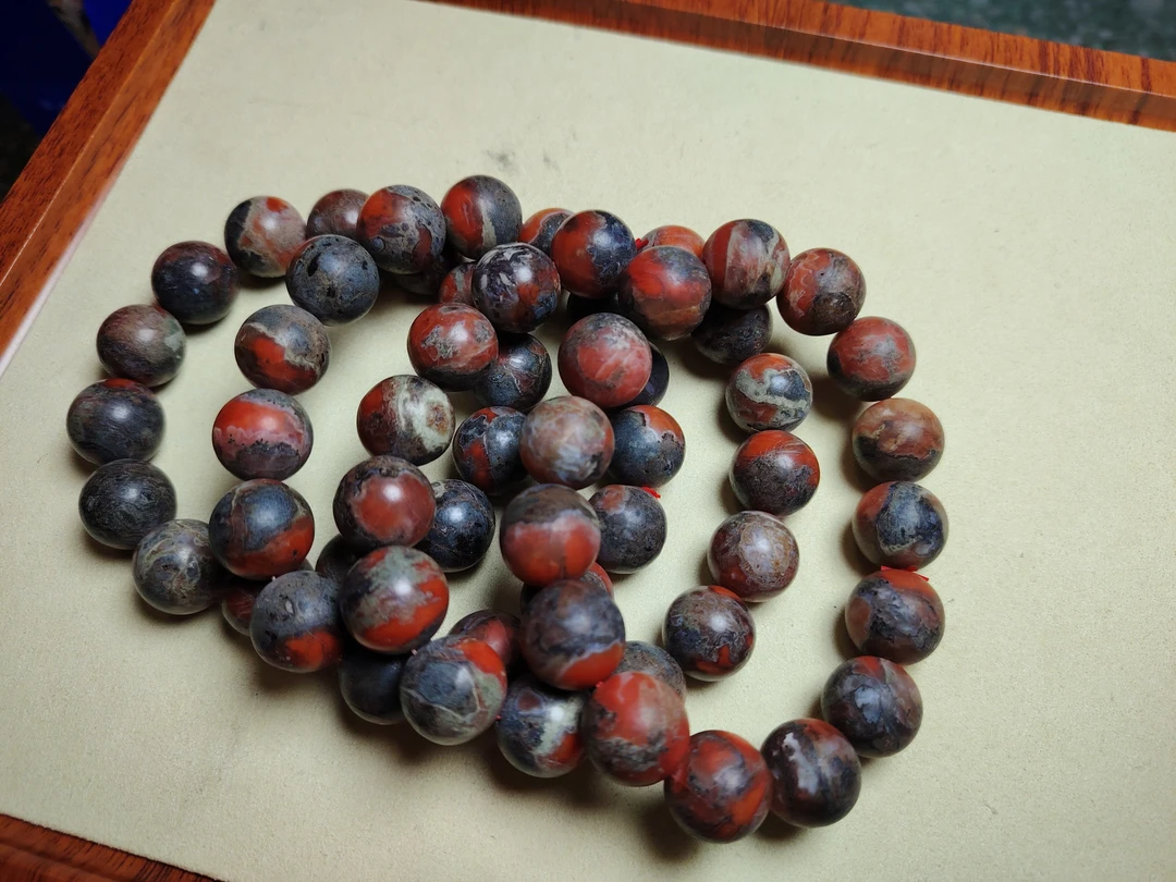 铁皮南红卡16mm（多样性发货，拍一发一）