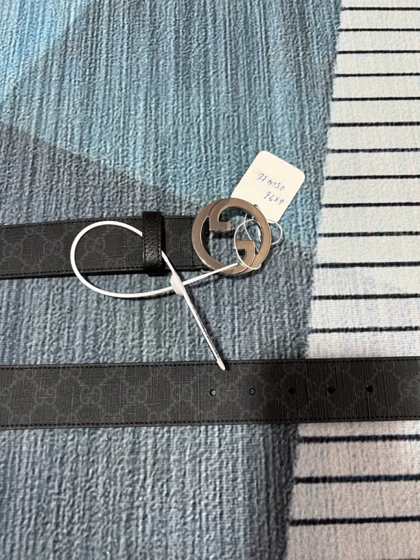 99新 GUCCI/古驰 银扣黑色双G满印腰带