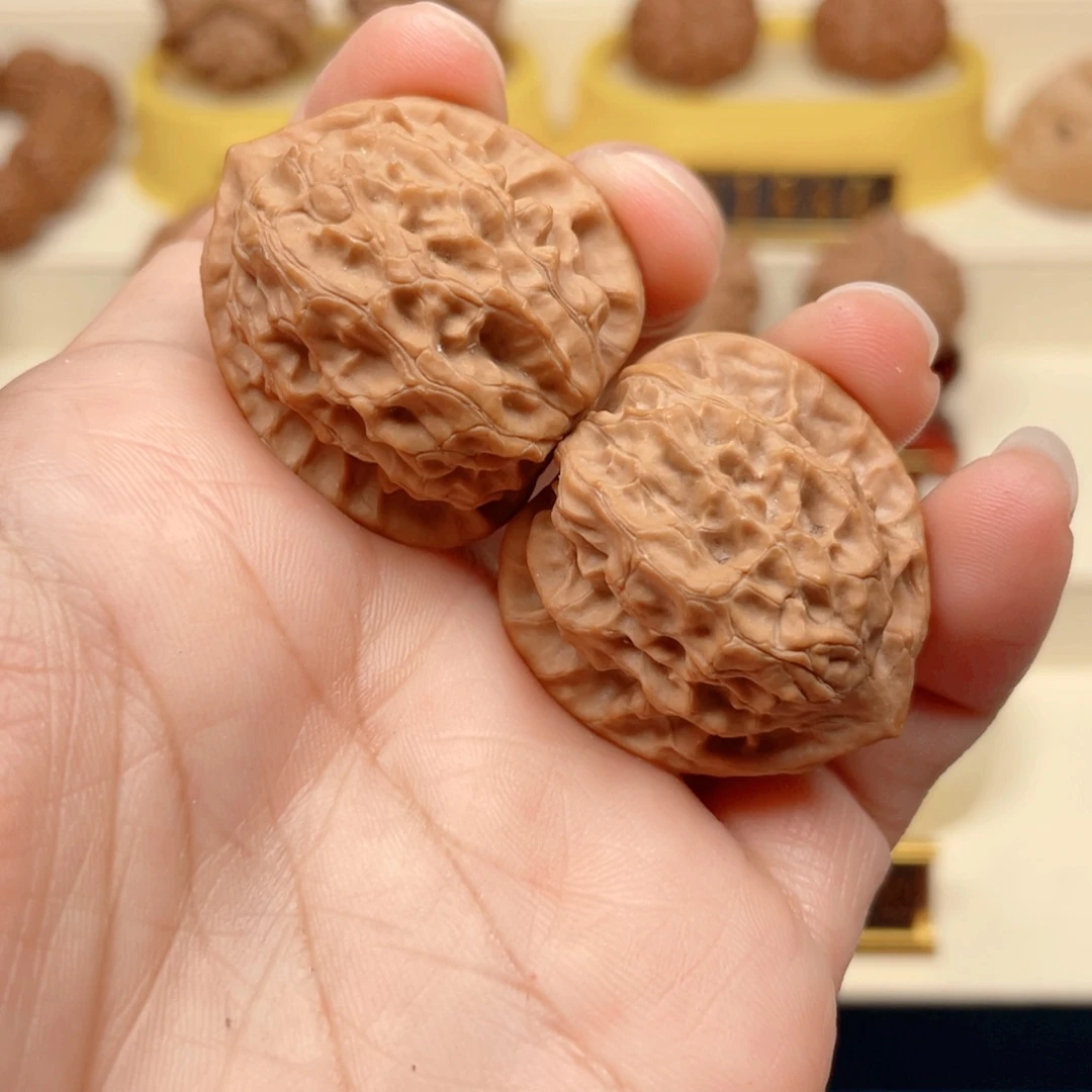 文玩核桃把件金牛32