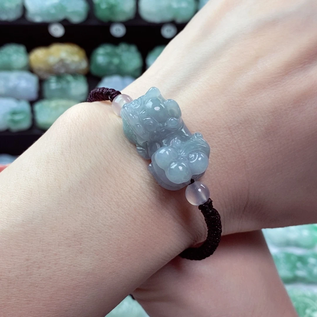 翡翠颈饰未镶嵌天然