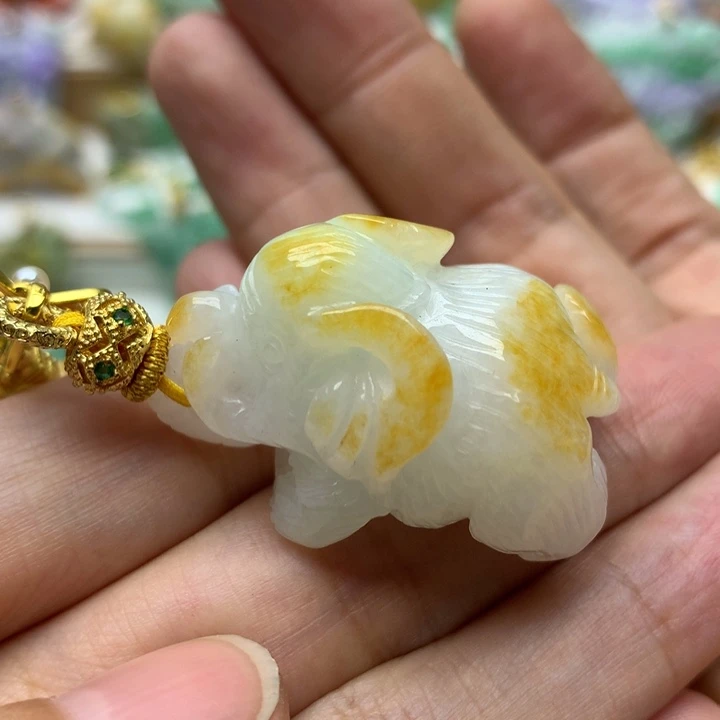 颈饰未镶嵌翡翠翡翠