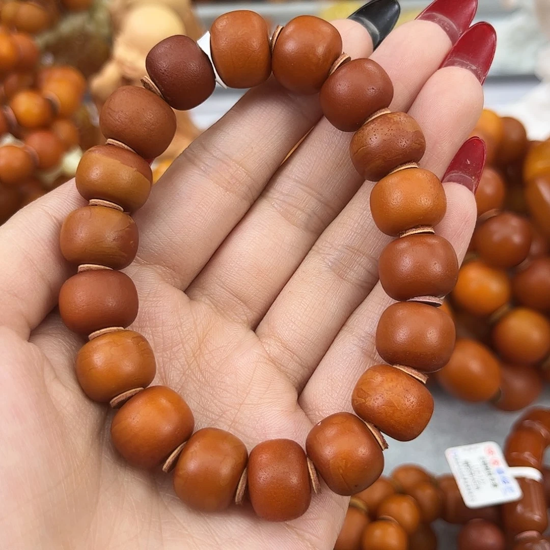 琥珀颈饰未镶嵌蜜蜡