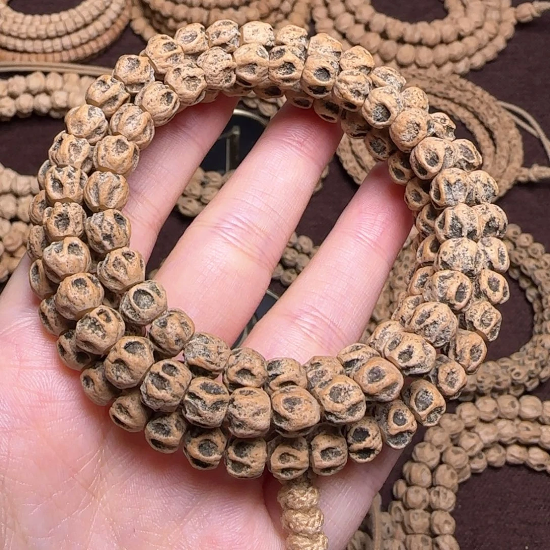 柏香籽/百香籽手串孙**行