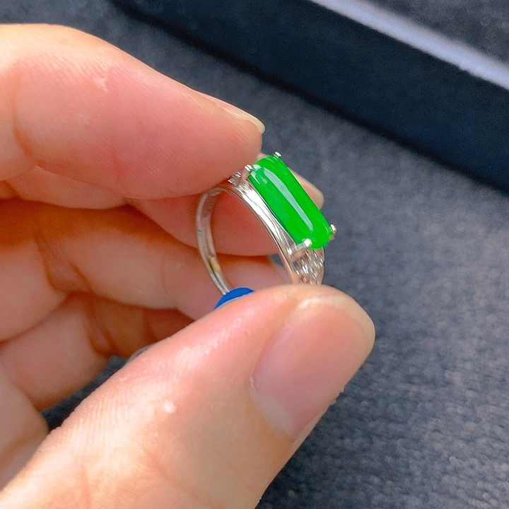 翡翠银S925镶嵌颈饰