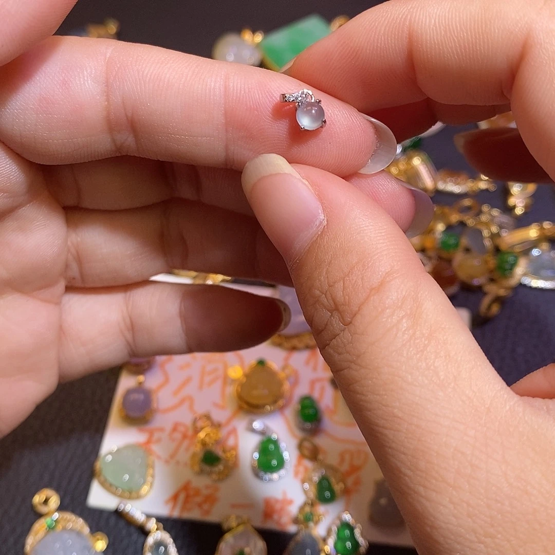 翡翠银S925镶嵌颈饰