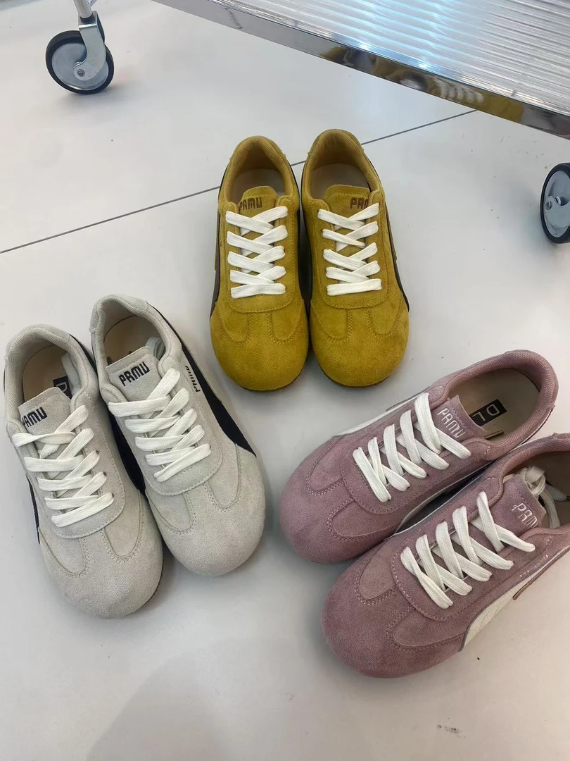 百搭休闲板鞋2025新款皮面舒适时尚女士板鞋 D01