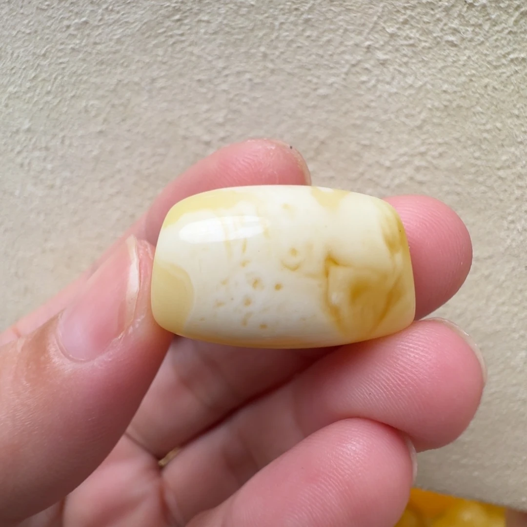 蜜蜡未镶嵌珠宝奇石超过七天不退不换