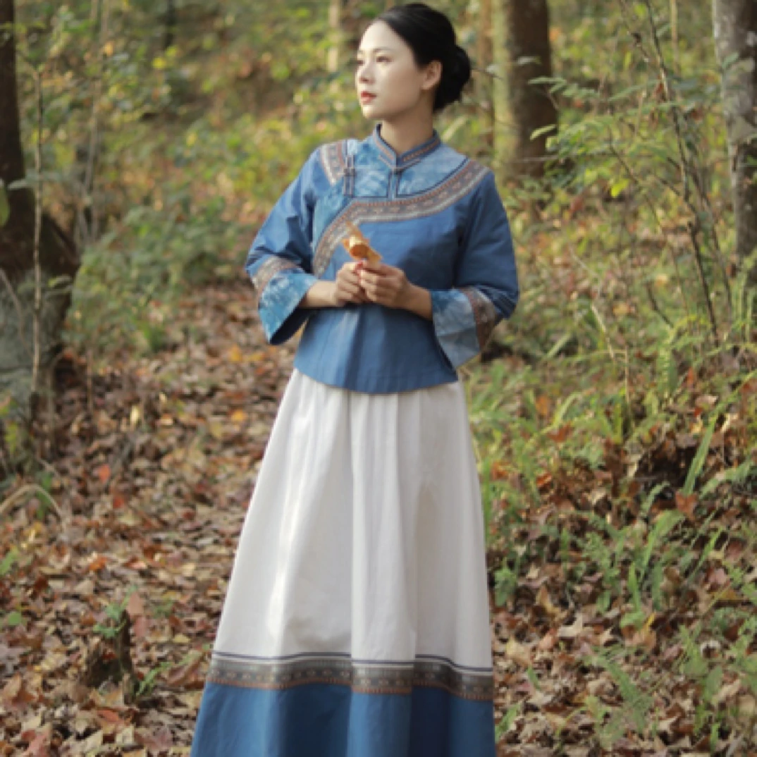 壮族手工蓝衣摆裙棉土布摆裙套装