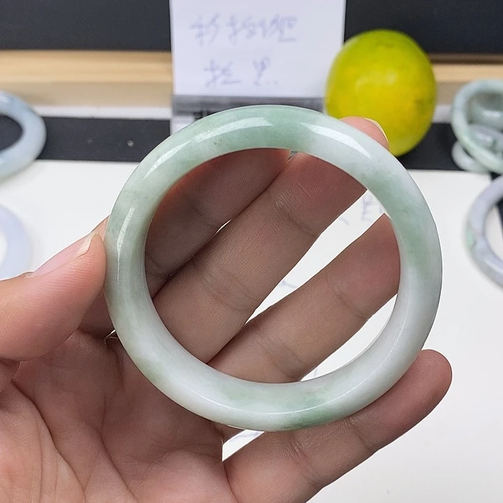 翡翠未镶嵌手镯58.7
