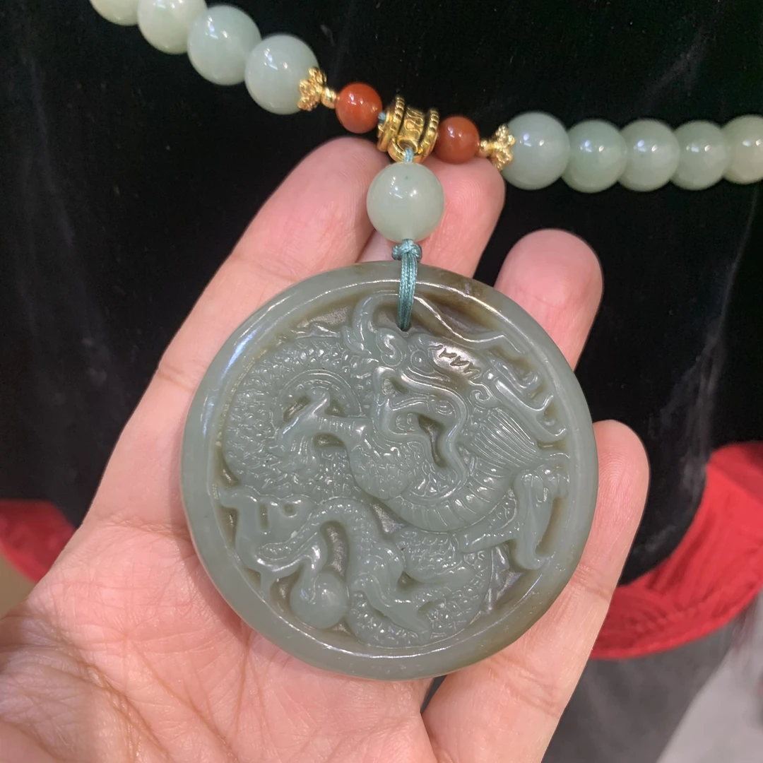 和田玉精品龙腰链吊坠