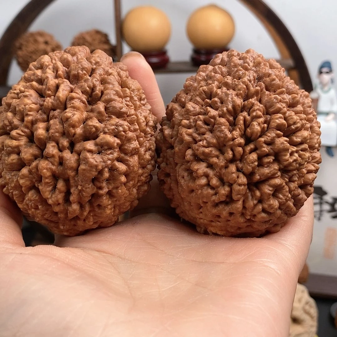 文玩核桃把件刺龙57