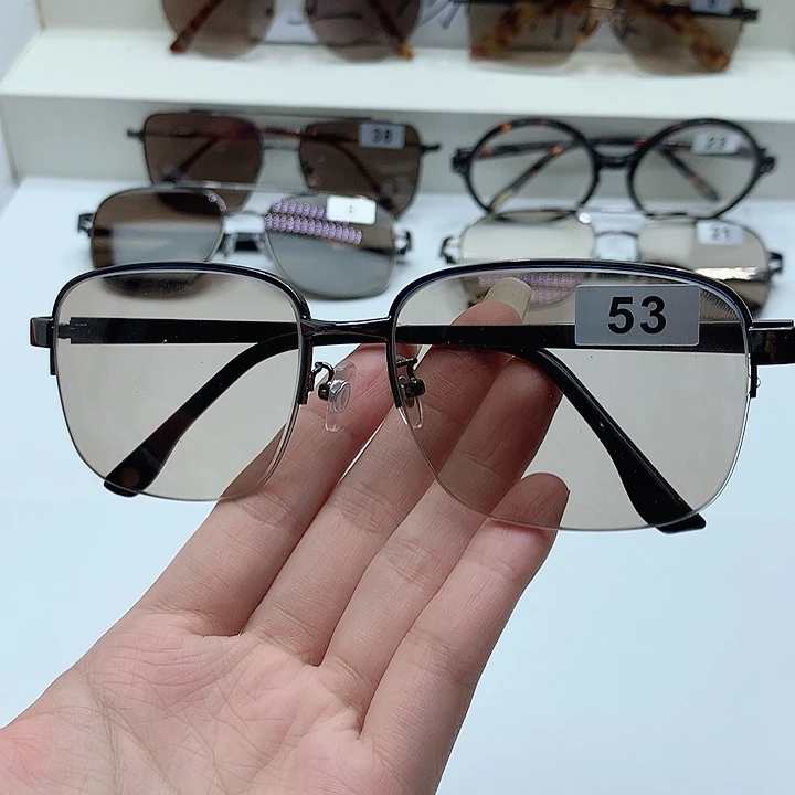 浅茶色半框眼镜53