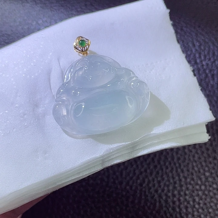 翡翠颈饰18K金镶嵌翡翠