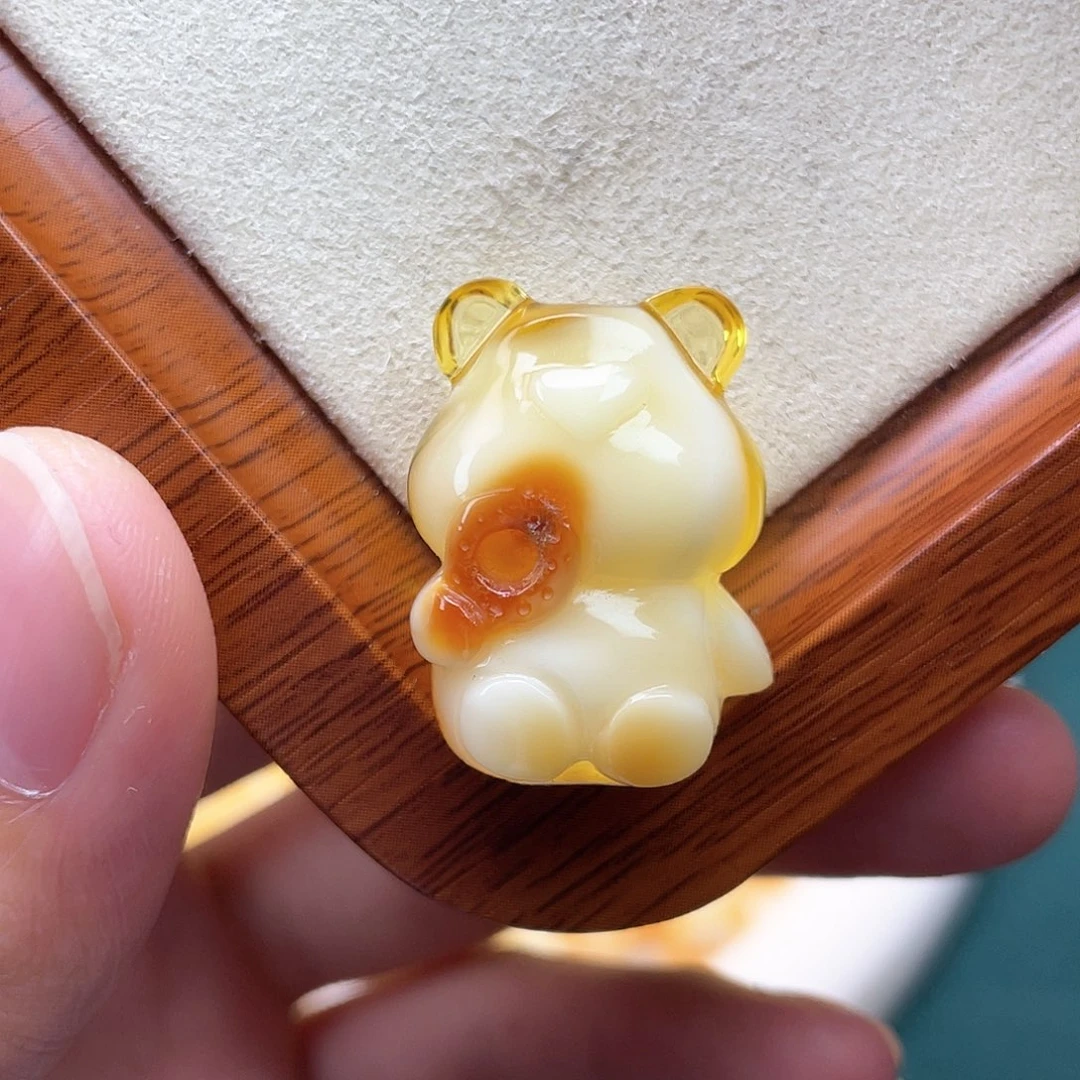 琥珀裸石未镶嵌蜜蜡