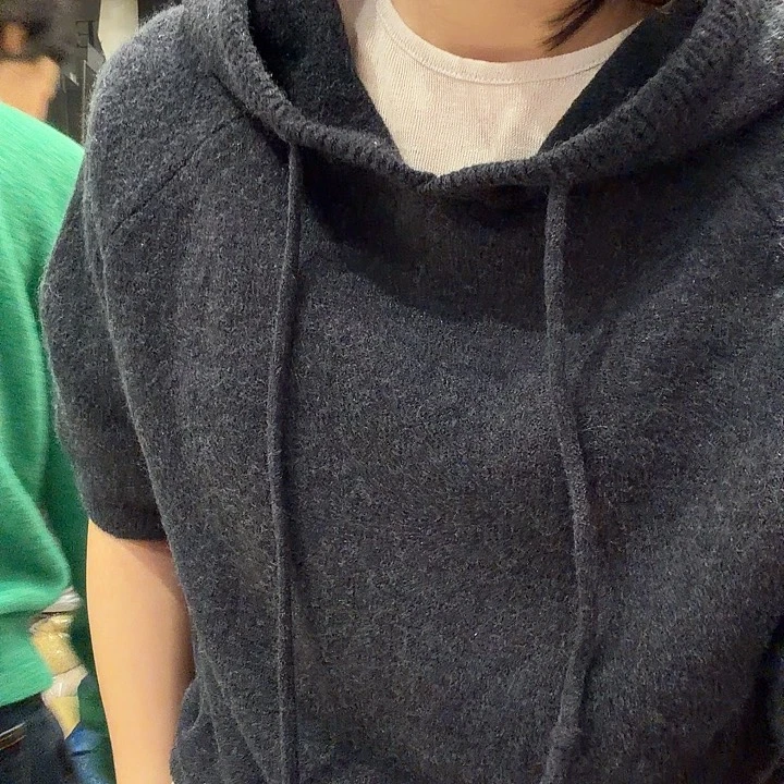 毛衣长的真快哈哈