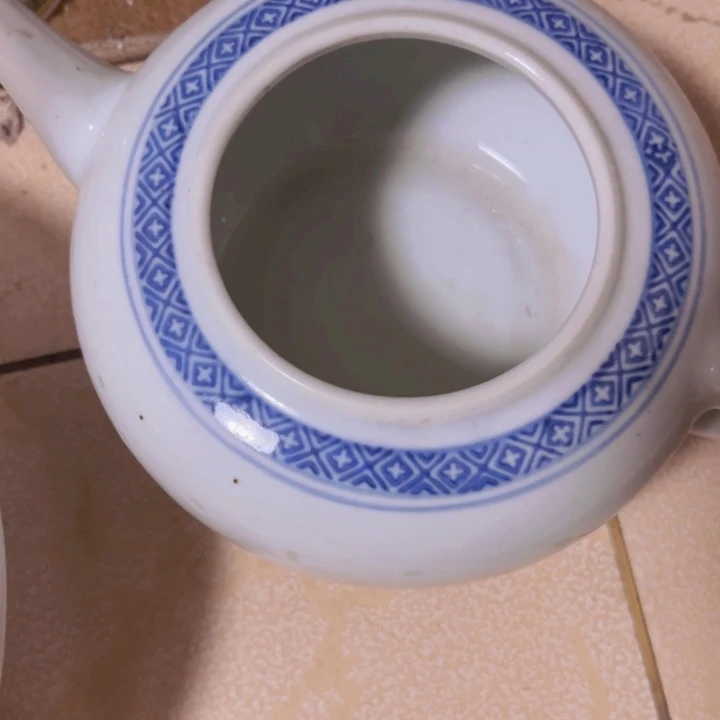 渔***家碟景德镇陶瓷金花湖