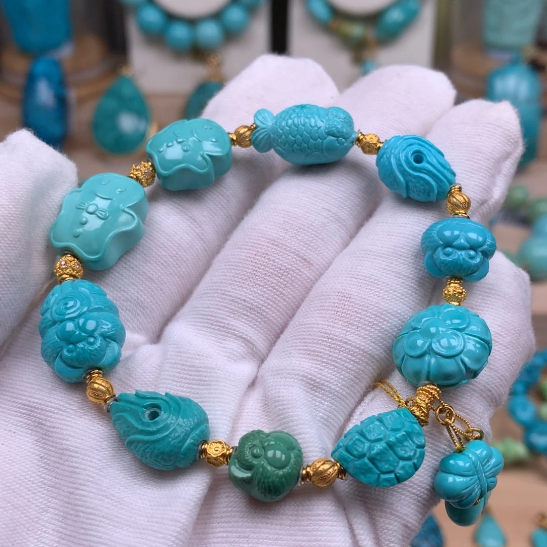 绿松石未镶嵌珠宝奇石