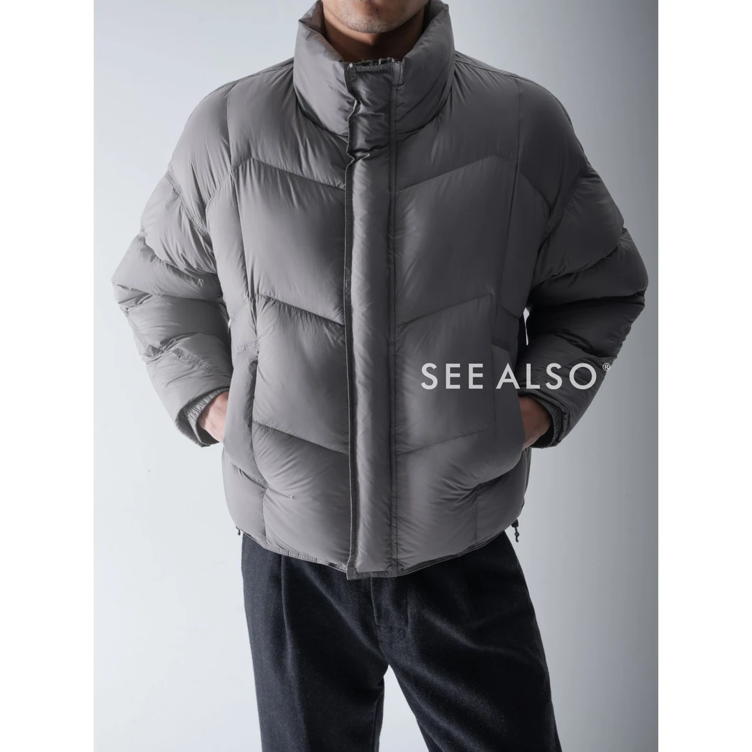 SEE ALSO『秋冬大上新！』90白鸭绒轻盈立领新贵户外保暖拉链羽绒服