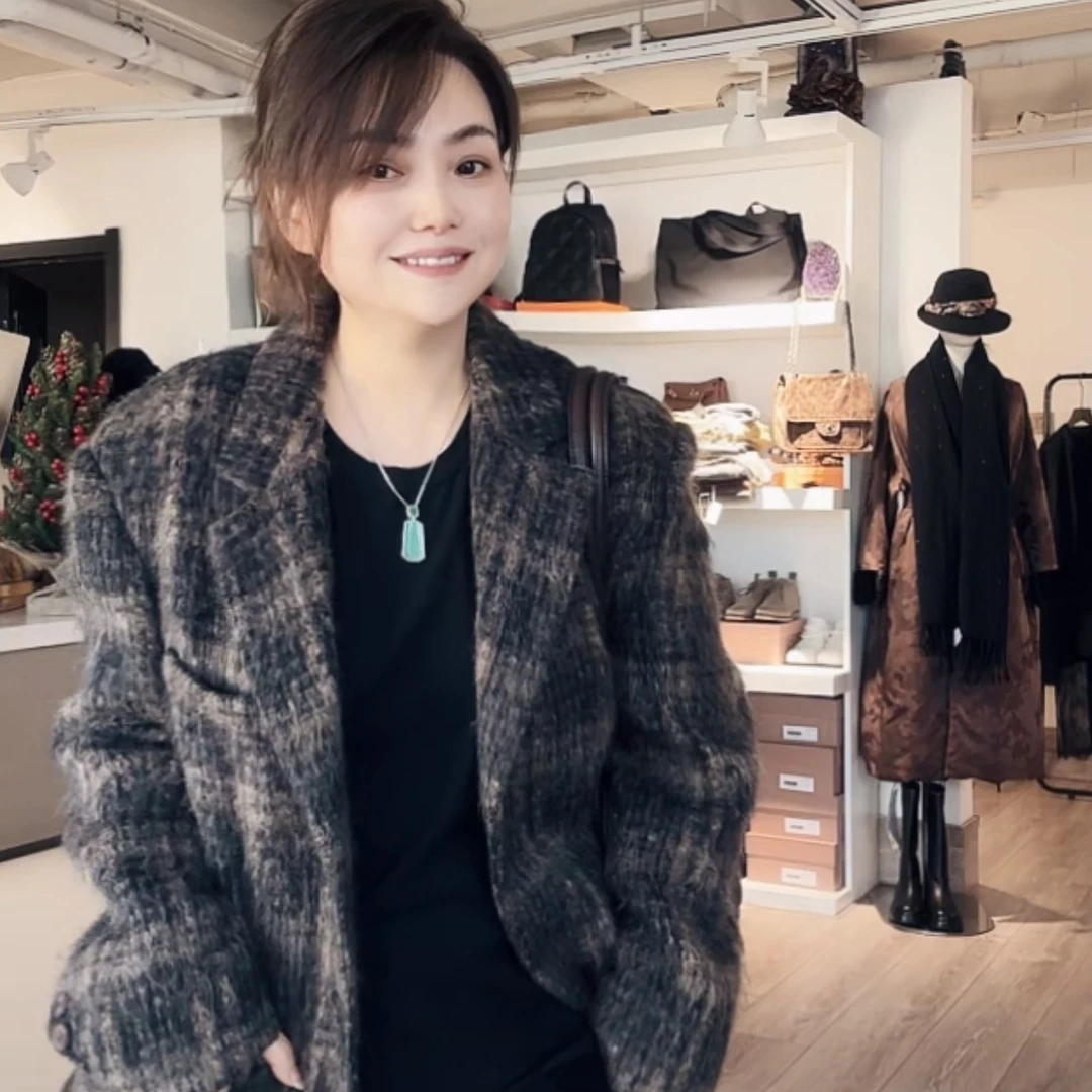 娜迪亚时尚百搭羊毛西服