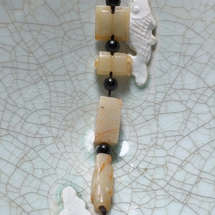 全***了瓷片双鱼青瓷开片大碗