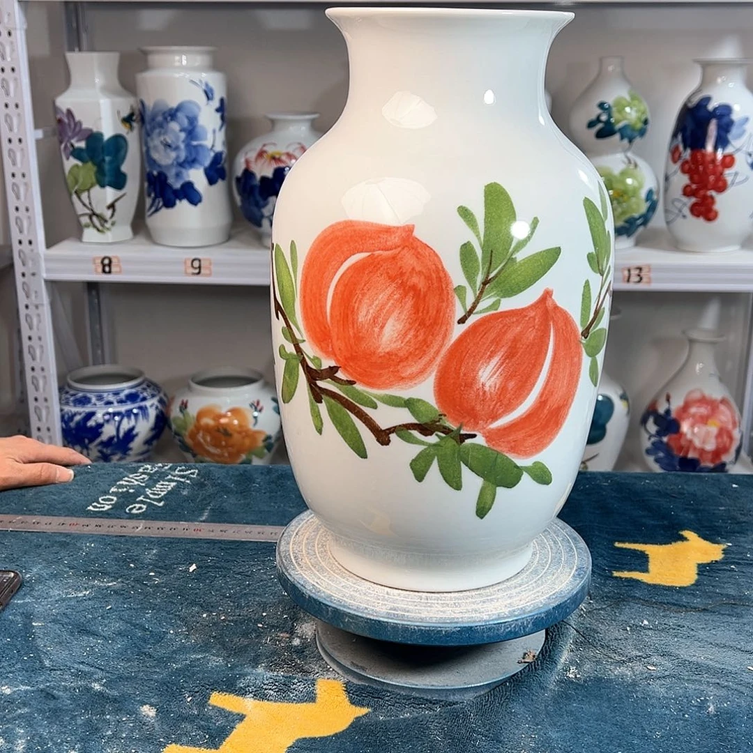 摆件景德镇陶瓷大冬桃