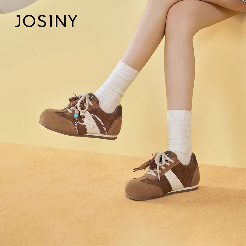 卓诗尼拼色休闲德训鞋女2025秋季新款低帮系带平底软底挂坠板鞋