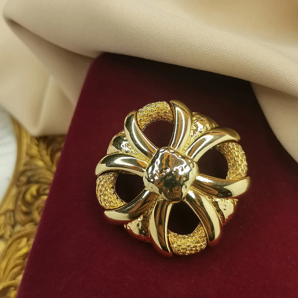 MONET重工熔岩金马耳他丝结胸针[2501061-053]