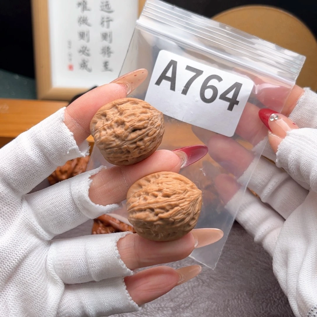 文玩核桃把件28如意a 764