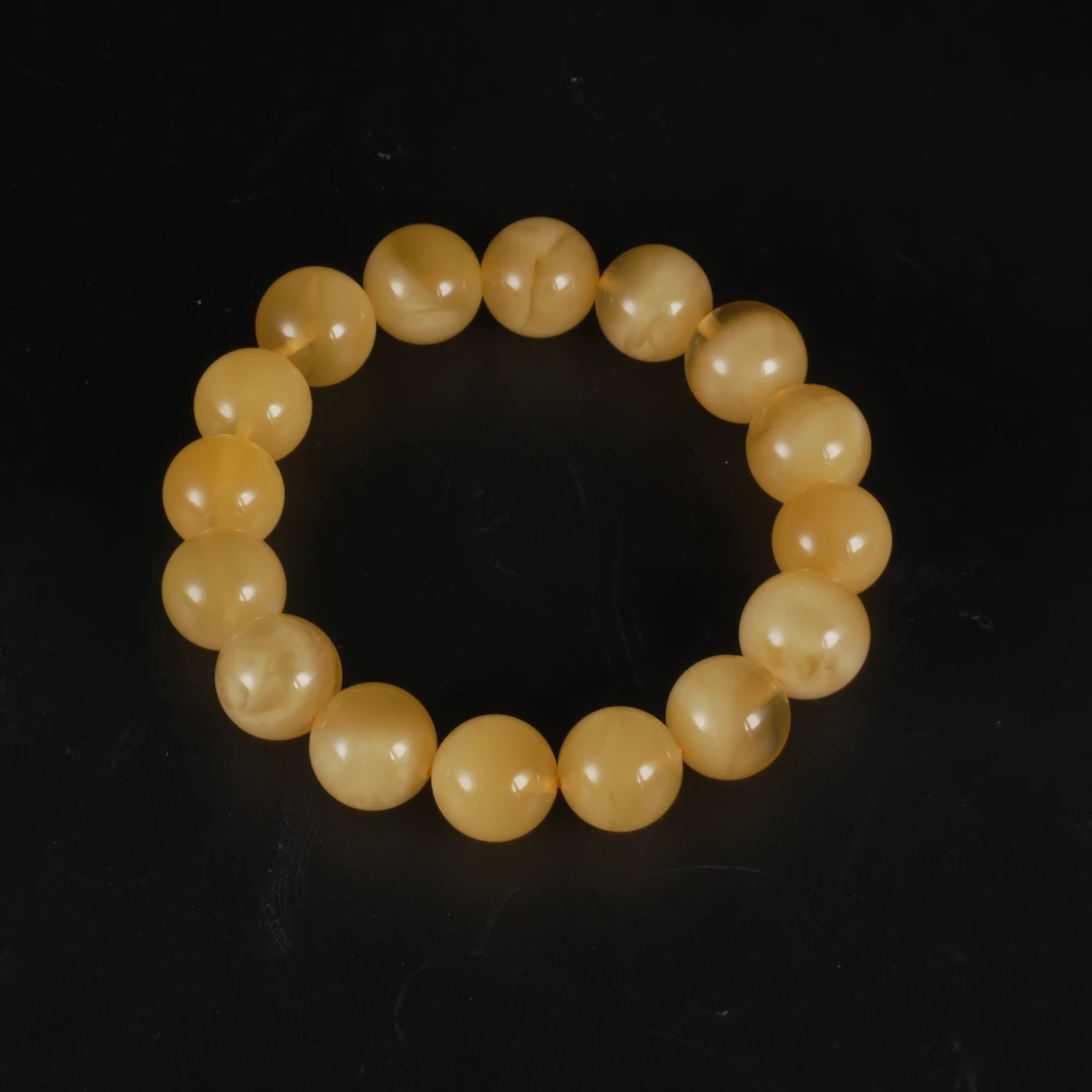 lot21天然蜜蜡圆珠手串（珠径12.1mm）