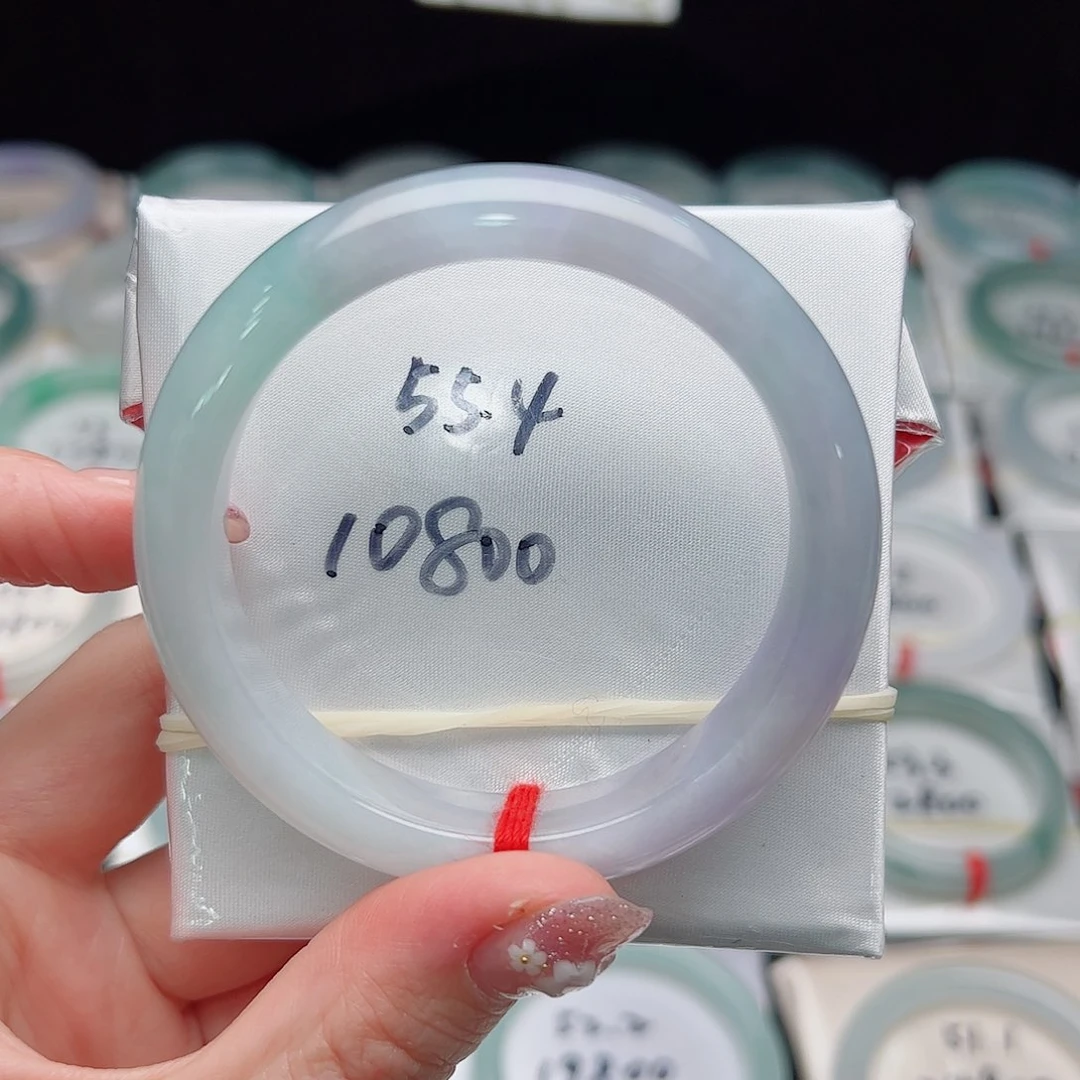 翡翠手镯未镶嵌天然