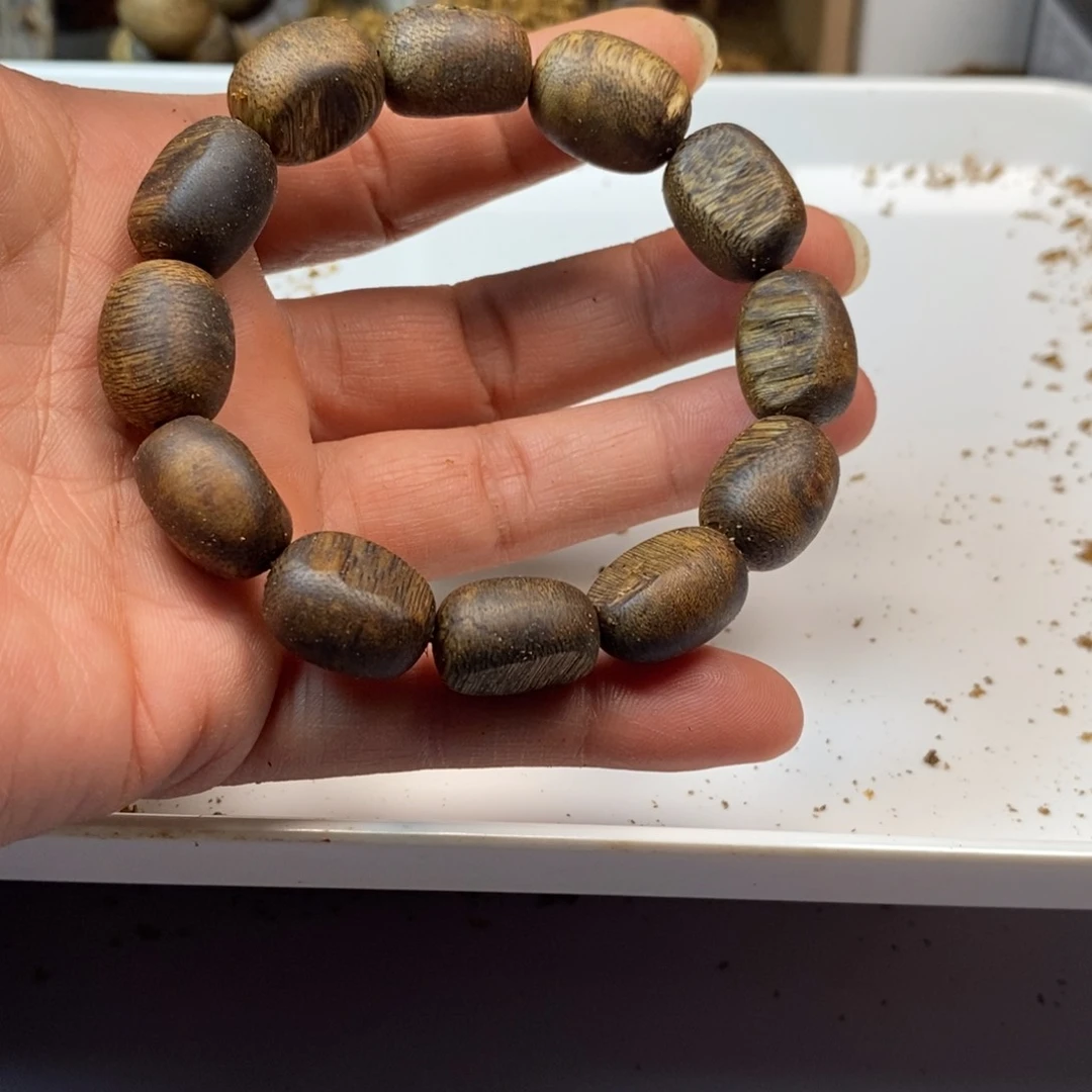 沉香手串绿棋楠规格1.3-13