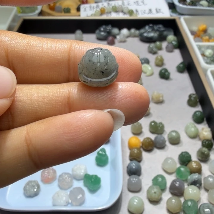 是***_未镶嵌和田玉珠宝半成品