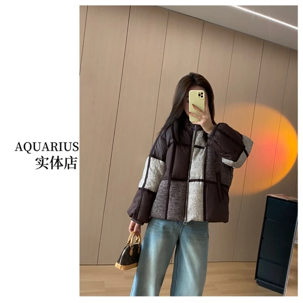【AQUARIUS 】（美拉德撞色）棋盘格羽绒服外套203898