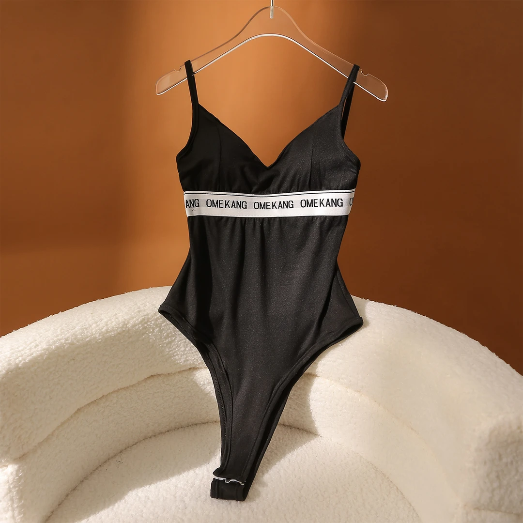 美式辣妹字母连体吊带背心女内搭轻奢高级感辣妹修身无袖打底上衣