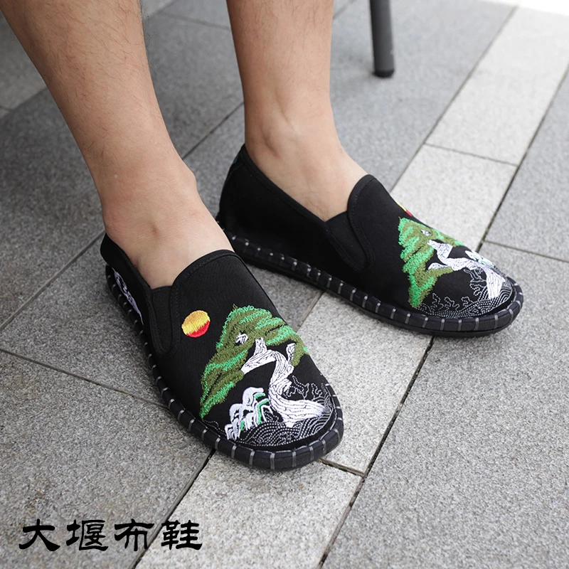 夏季新款刺绣老北京布鞋男休闲透气防臭刺绣中国风社会鞋手工布鞋