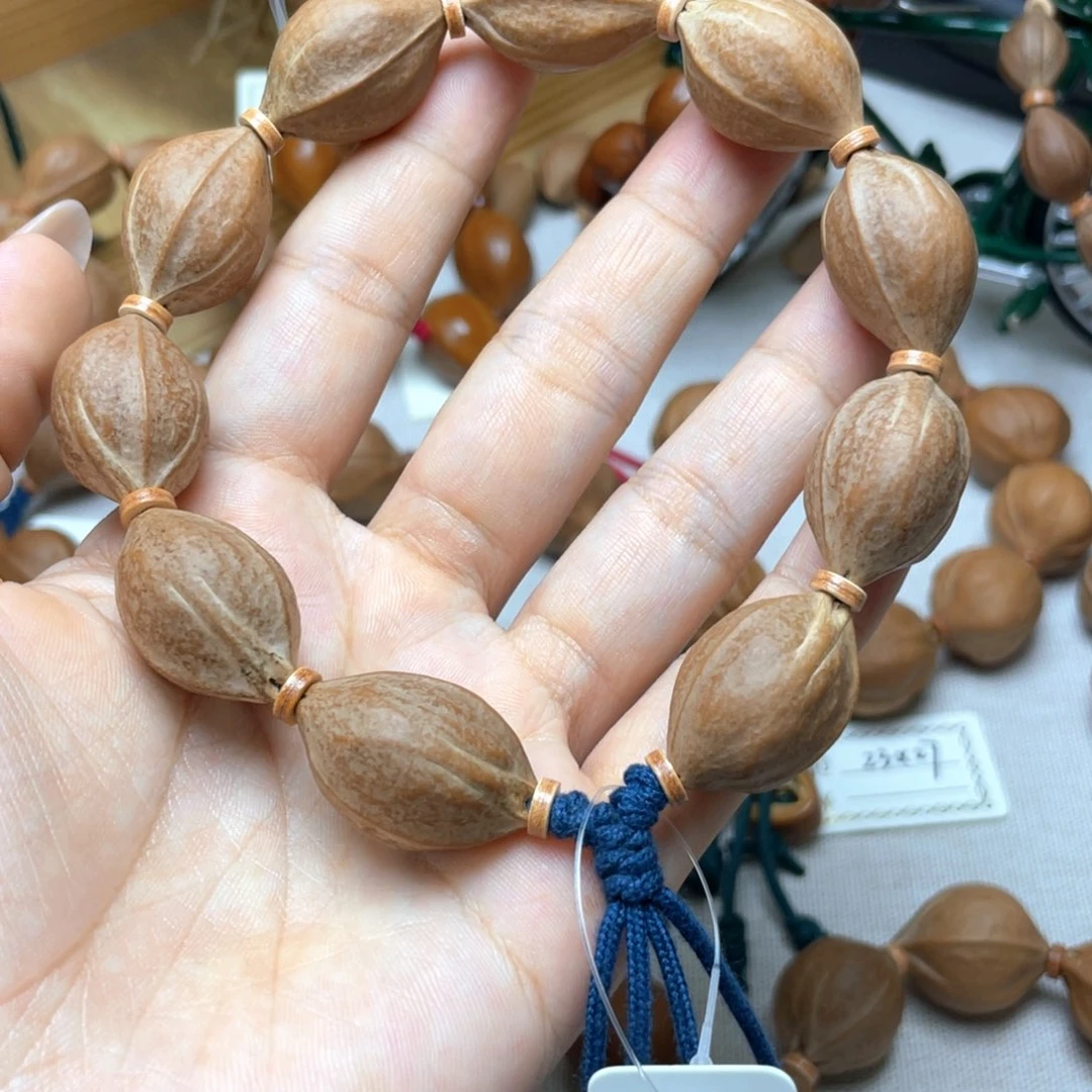 手串橄榄核三*岁梅林铁核1827