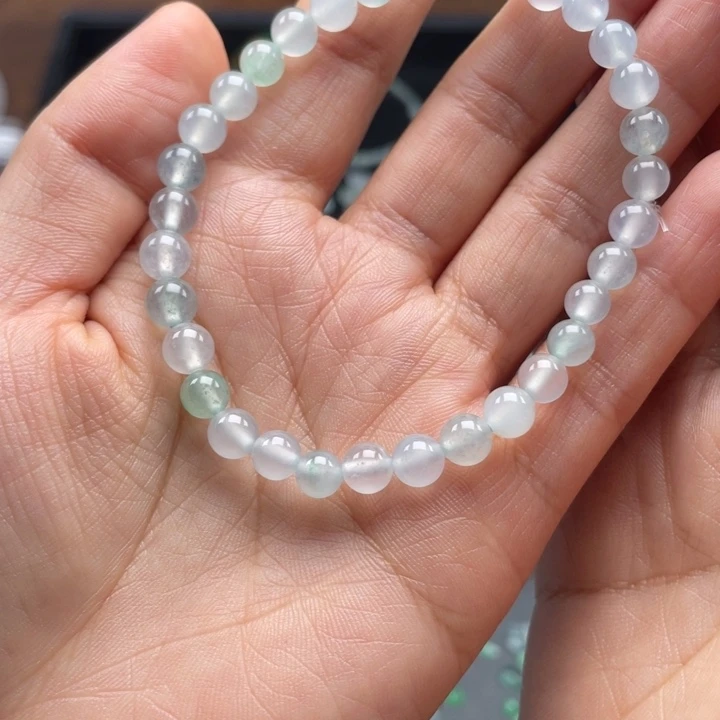 翡翠裸石翡翠手串