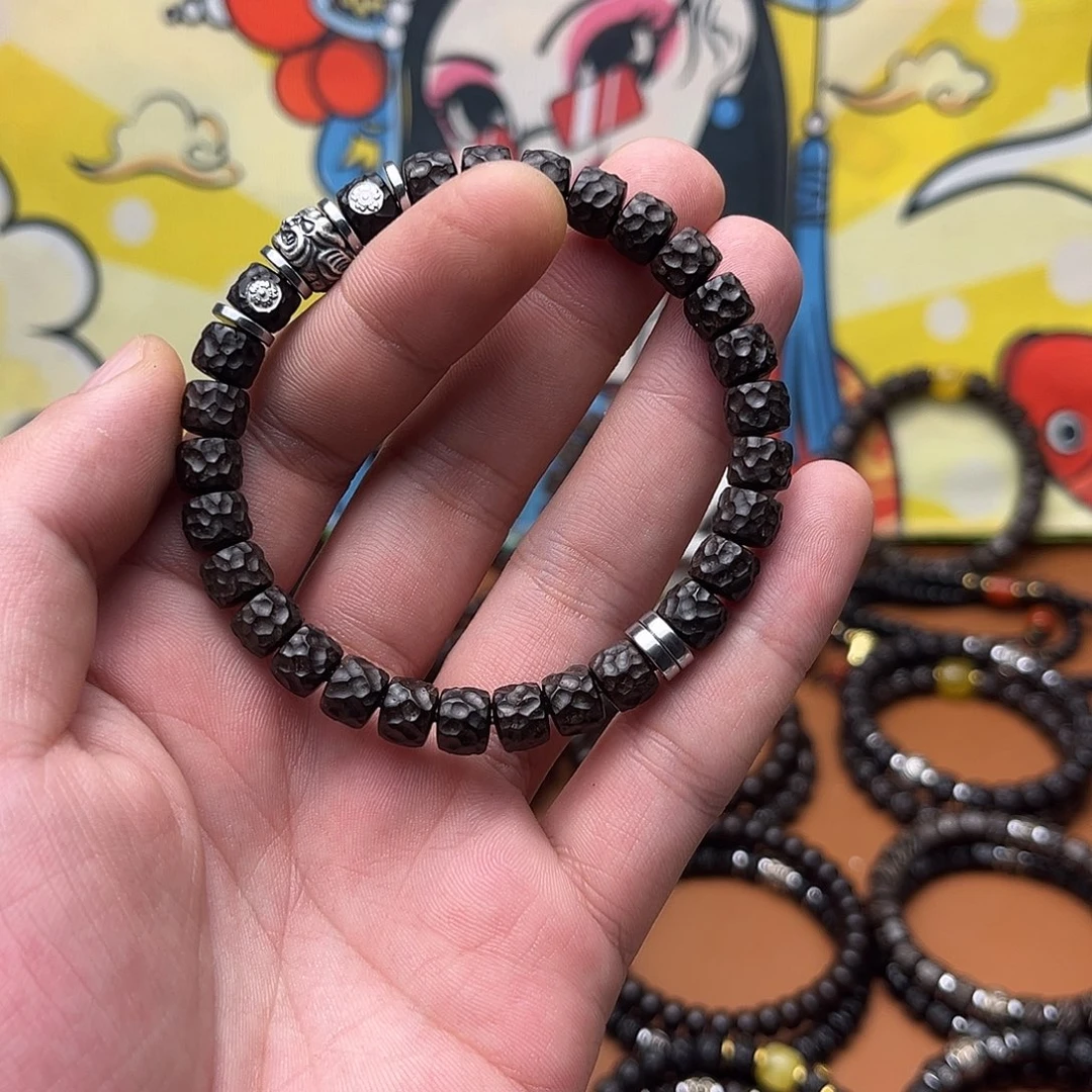 出***械手串椰蒂8无相吞金兽