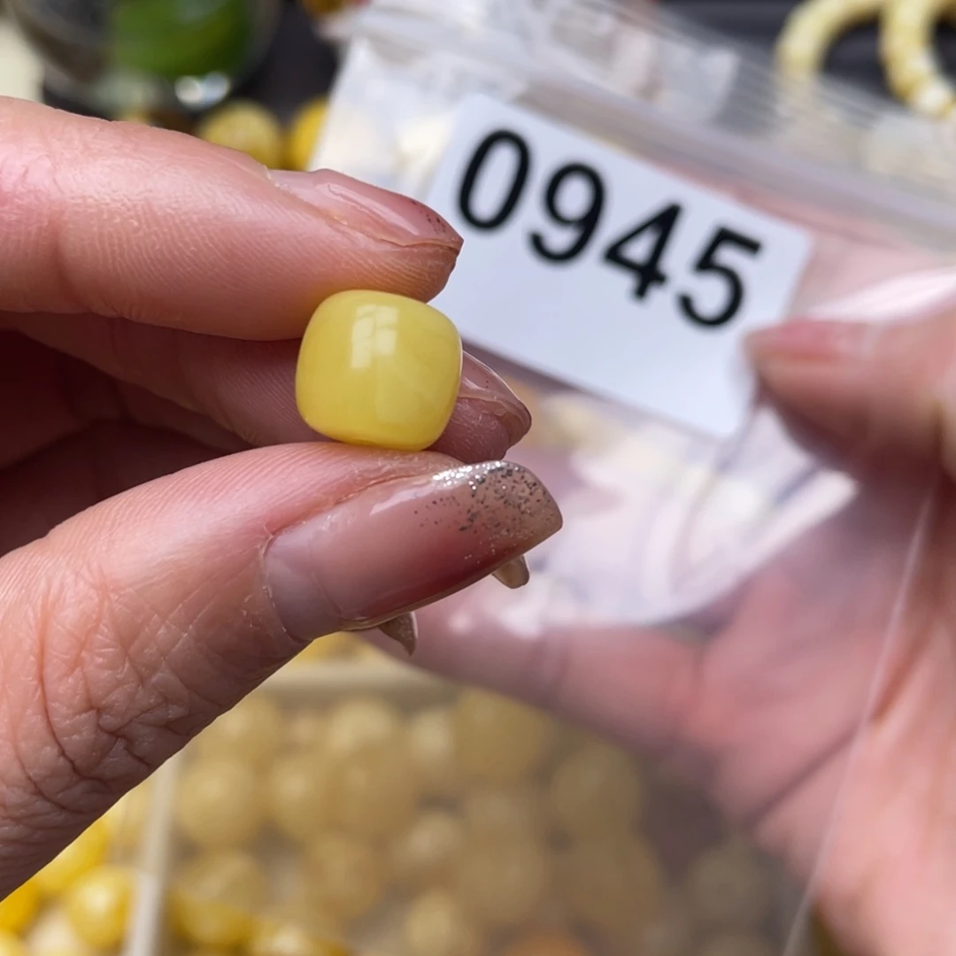 蜜蜡珠宝奇石未镶嵌孔道微瑕11