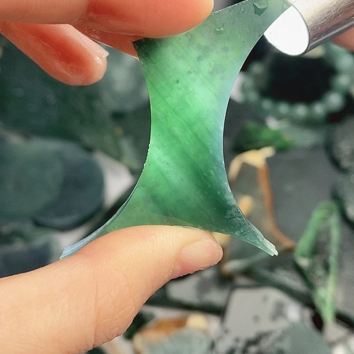 翡翠裸石纯天然翡翠