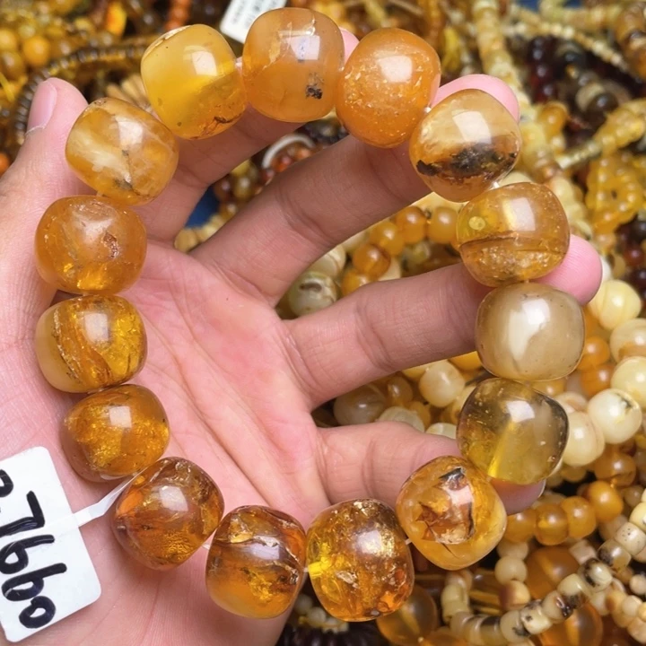 琥珀未镶嵌珠宝奇石