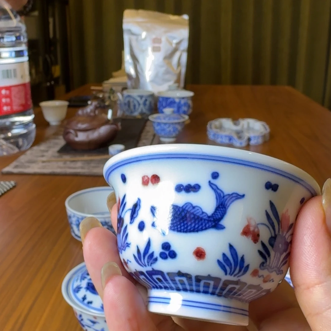 谜***人好漂亮的鱼藻釉里红
