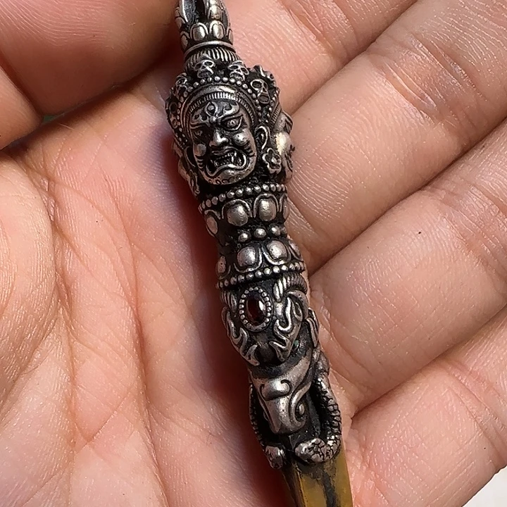 H***0拍…………………………………………